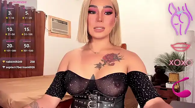 Lustrous Nathalie online show from 02.04.25