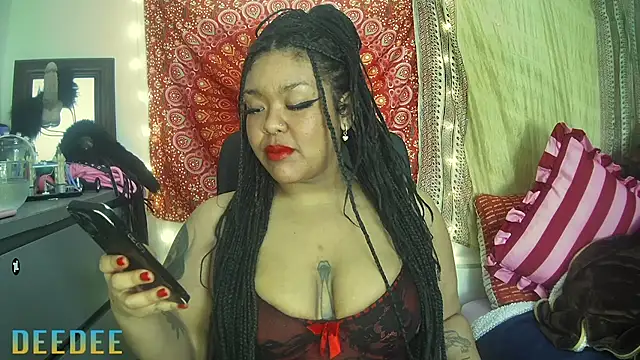 Snapshot of DoubleDDelirium chatting on 02.16.25 DoubleDDelirium online show from 02.16.25