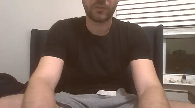 Snapshot of Hotboyo01 chatting on 02.22.25 Hotboyo01 online show from 02.22.25