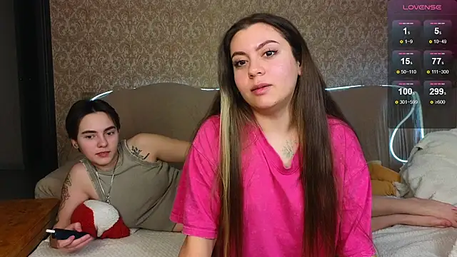 twobabesweet online show from 01.14.25