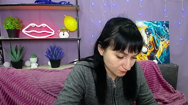 NinaFlawlees online show from 01.22.25