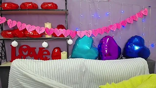 NinaFlawlees online show from 02.07.25