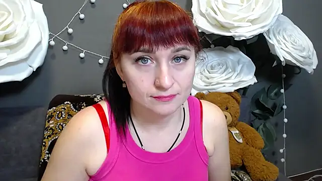 NinaFlawlees online show from 11.11.25