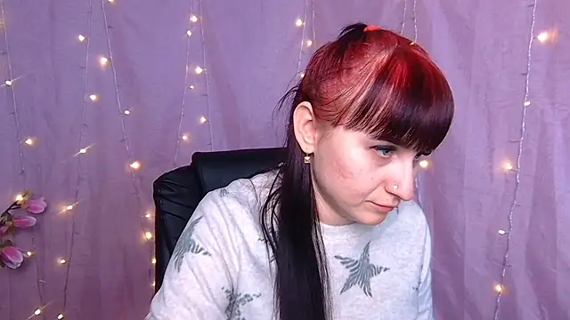 NinaFlawlees online show from 03.11.26