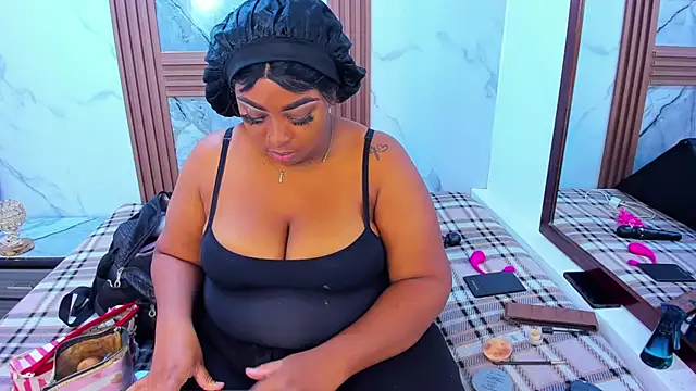 Snapshot of HannyMansonh chatting on 02.08.25 HannyMansonh online show from 02.08.25