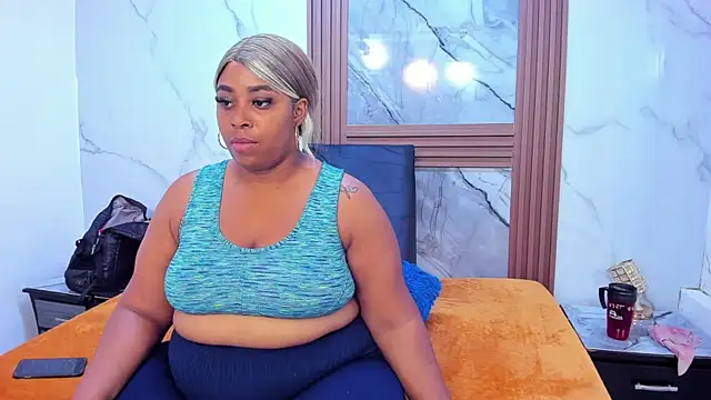 Snapshot of HannyMansonh chatting on 03.08.25 HannyMansonh online show from 03.08.25