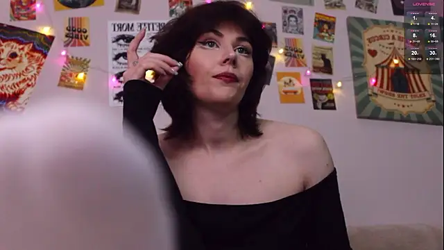 Luna Blake online show from 03.26.26