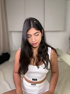 Gaby zahir  online show from 10.10.25