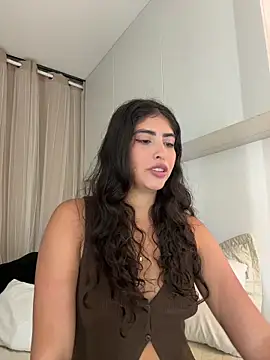 Gaby zahir  online show from 04.16.26