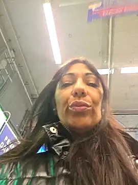 LeticiaWoods online show from 10.17.25