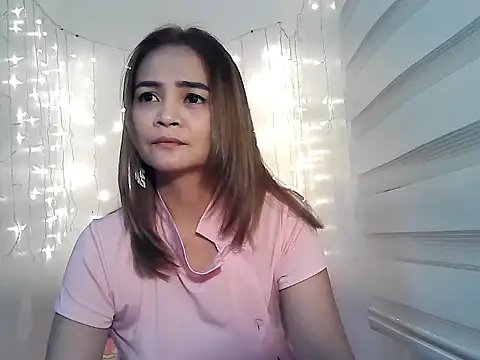 Kisses-13 online show from 01.06.25