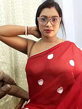 Snapshot of Queen_Dolly chatting on 01.15.26 Queen Dolly online show from 01.15.26