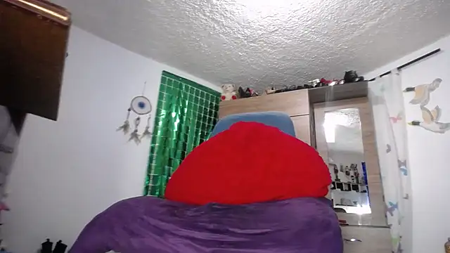 Sweett Anya online show from 02.18.25