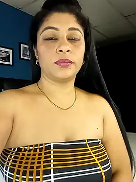 Snapshot of Lashmy111 chatting on 01.26.25 Lashmy111 online show from 01.26.25