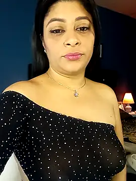 Snapshot of Lashmy111 chatting on 02.23.25 Lashmy111 online show from 02.23.25