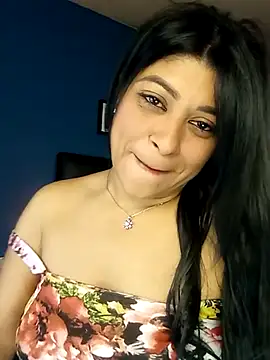 Snapshot of Lashmy111 chatting on 02.25.25 Lashmy111 online show from 02.25.25