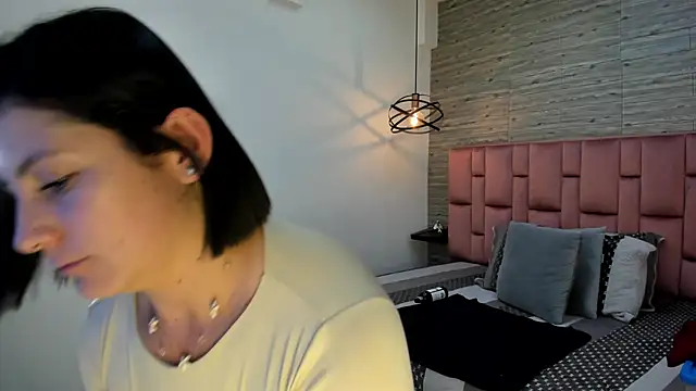 SarahDeyvis online show from 02.26.25