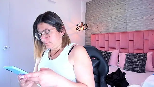 SarahDeyvis online show from 09.13.25