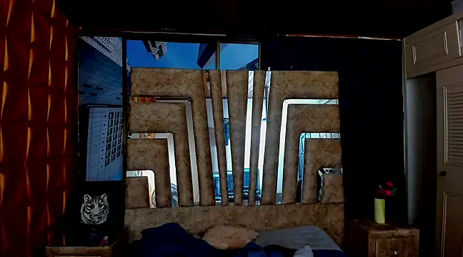 Snapshot of cute_sassy chatting on 02.11.25 cute sassy online show from 02.11.25