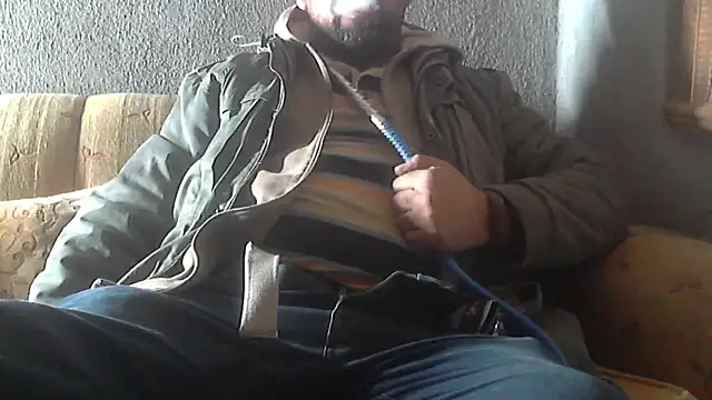 Snapshot of masculine_bear_daddy chatting on 12.11.24 masculine bear daddy online show from 12.11.24