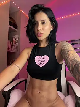 Ale Lewis online show from 02.24.25