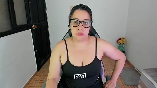 smile sweetpao online show from 03.21.25