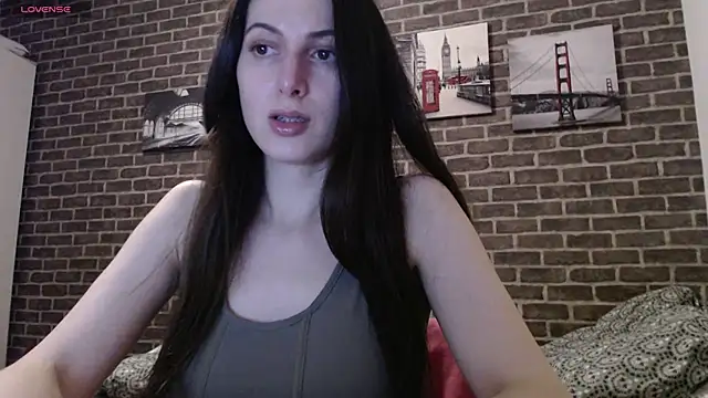 Snapshot of _Hot_Lady_ chatting on 01.18.25 Hot Lady online show from 01.18.25