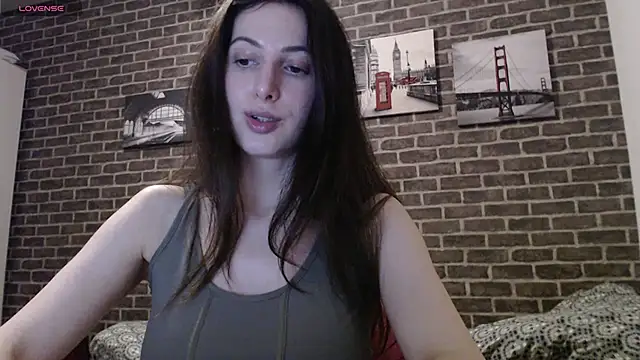 Snapshot of _Hot_Lady_ chatting on 01.19.25 Hot Lady online show from 01.19.25