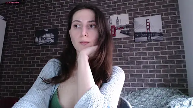 Snapshot of _Hot_Lady_ chatting on 01.21.25 Hot Lady online show from 01.21.25