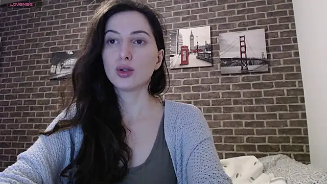 Snapshot of _Hot_Lady_ chatting on 01.27.25 Hot Lady online show from 01.27.25