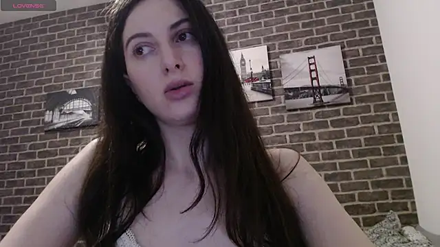 Snapshot of _Hot_Lady_ chatting on 02.25.25 Hot Lady online show from 02.25.25