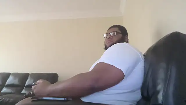 Chiblkchubottom2012 online show from 02.26.26