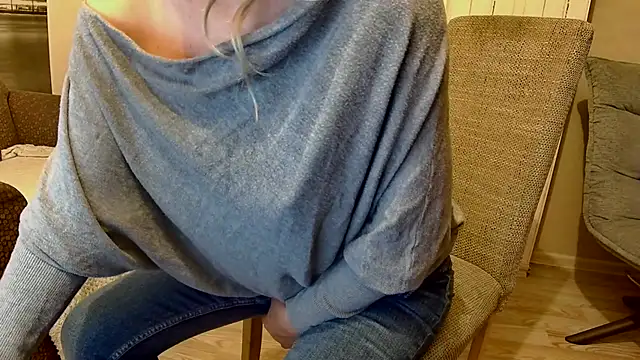 mesexylady34 online show from 10.11.25