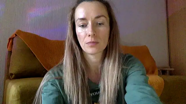 RebeccaMartinez online show from 03.17.25