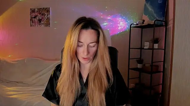 RebeccaMartinez online show from 11.17.25