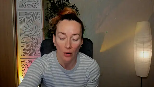 RebeccaMartinez online show from 04.12.26