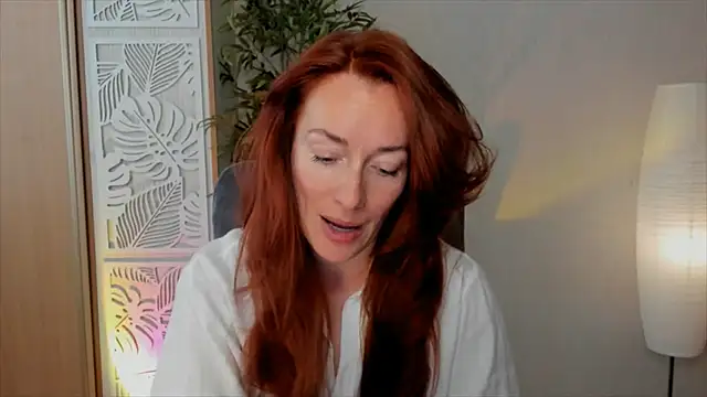 Snapshot of RebeccaMartinez chatting on 05.15.26 RebeccaMartinez online show from 05.15.26
