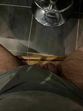 mattexhibe online show from 12.19.25