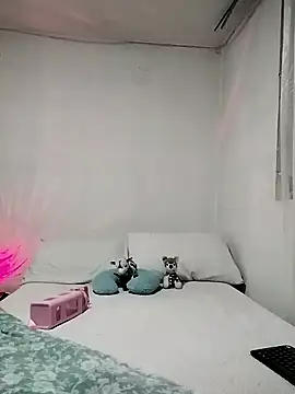 katha steele  online show from 01.15.25