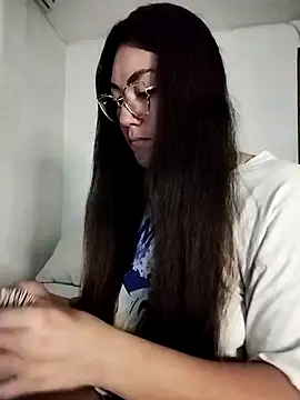 katha steele  online show from 02.12.25