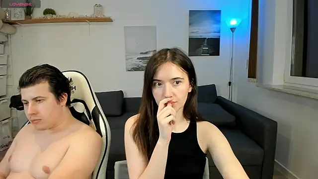 PollyFlame online show from 02.03.25