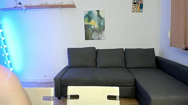 PollyFlame online show from 04.11.26