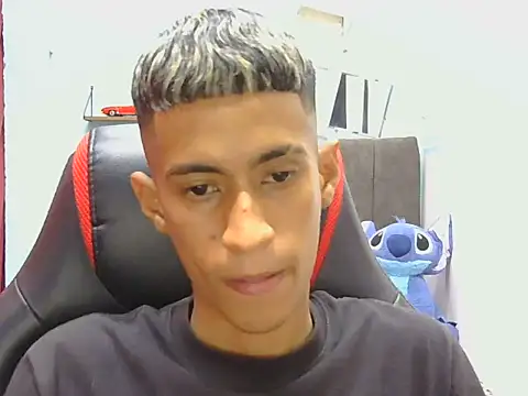 Angelstripboy online show from 08.02.26