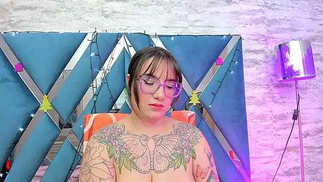 DEVA BLUE  online show from 12.11.24