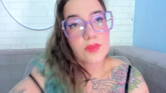 DEVA BLUE  online show from 02.26.25