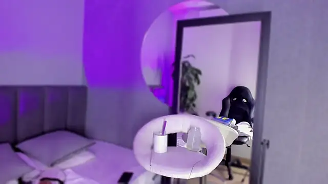 Snapshot of babepolly chatting on 02.06.25 babepolly online show from 02.06.25