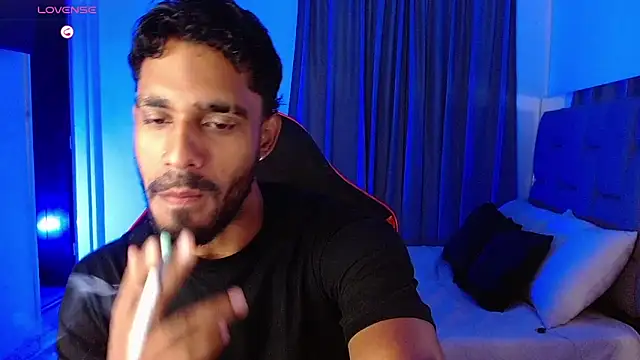 Snapshot of Christian_thor chatting on 10.03.25 Christian thor online show from 10.03.25