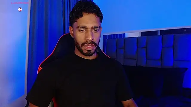 Snapshot of Christian_thor chatting on 10.13.25 Christian thor online show from 10.13.25