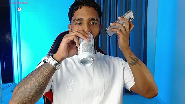 Snapshot of Christian_thor chatting on 02.12.26 Christian thor online show from 02.12.26