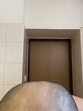 Snapshot of vanjbi45 chatting on 02.19.25 vanjbi45 online show from 02.19.25